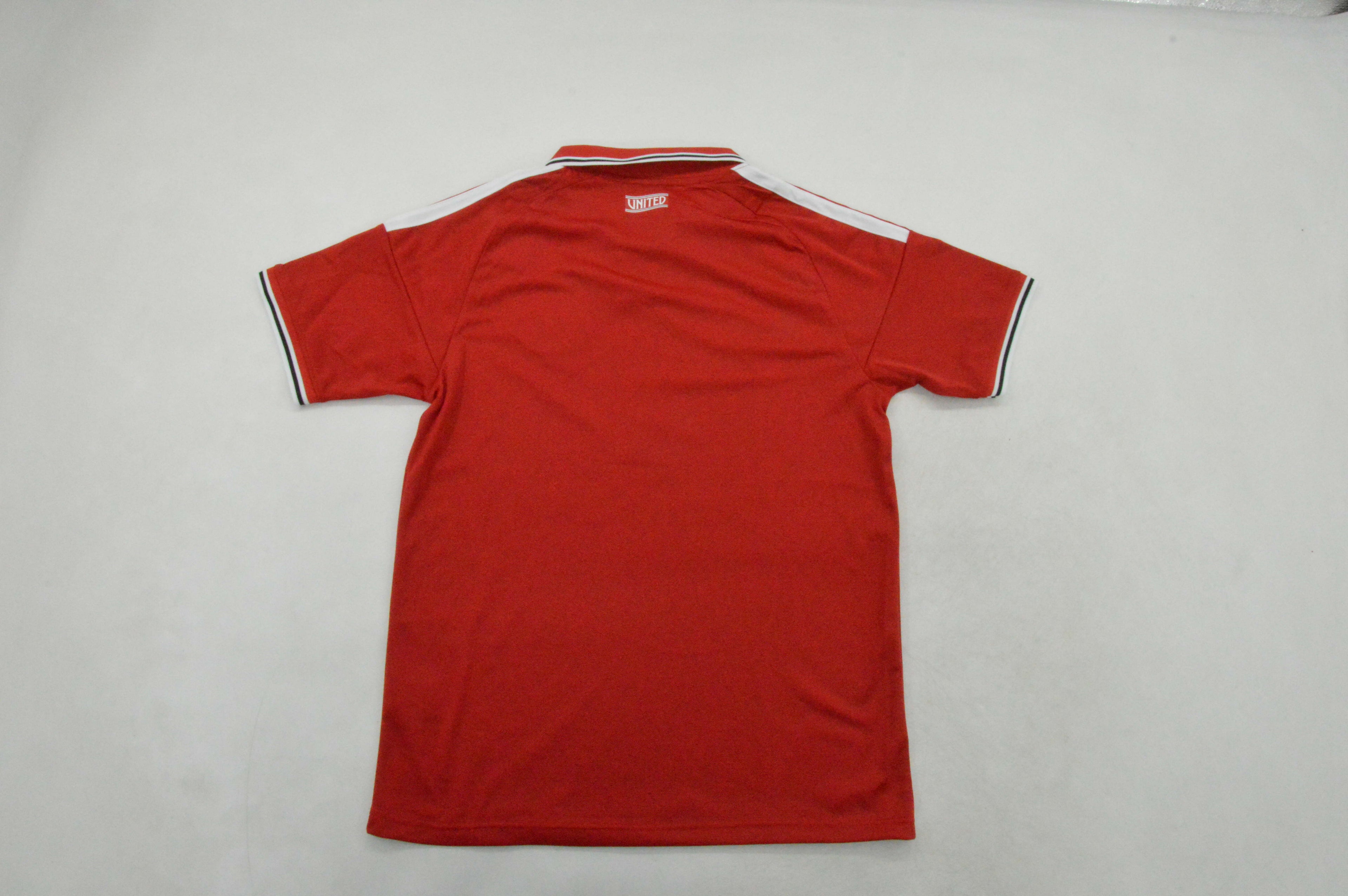 MANCHESTER UNITED 26/27 HOME