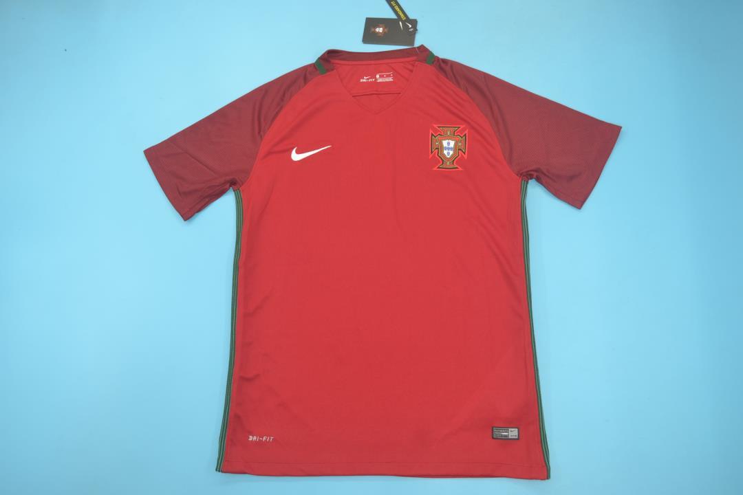 PORTUGAL HOME EURO 2016 - RETRO