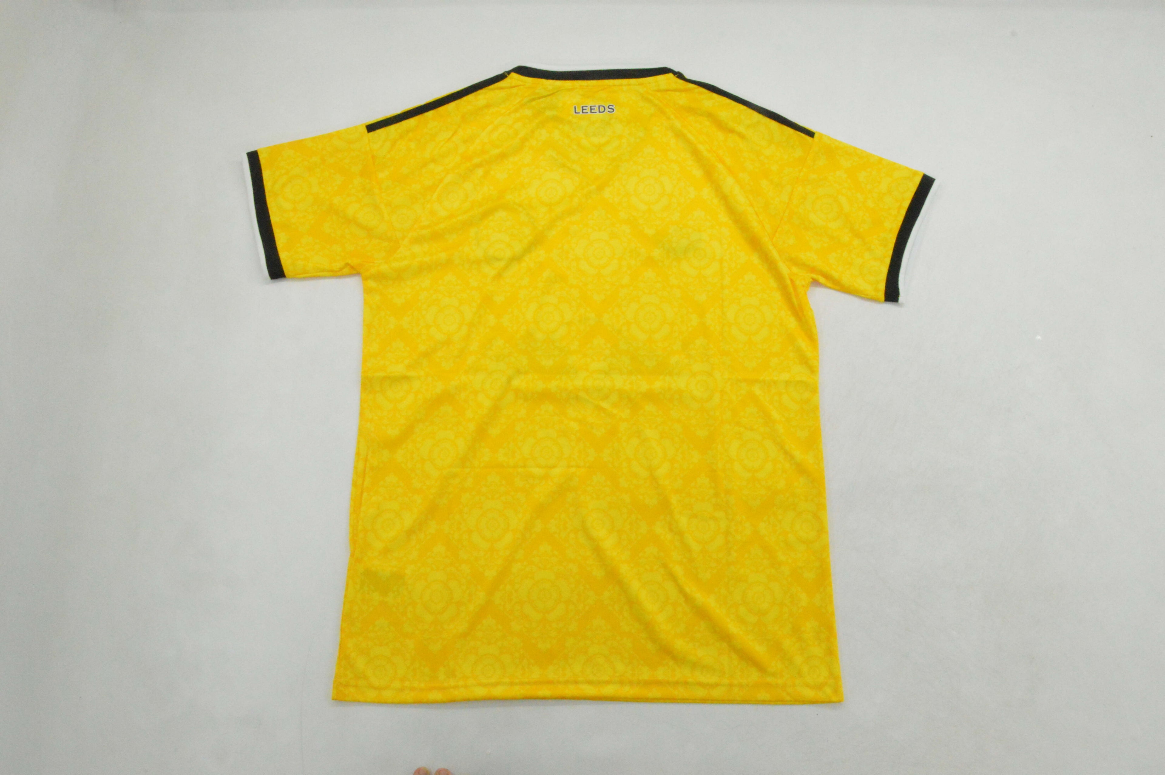 LEEDS UNITED 26/27 AWAY