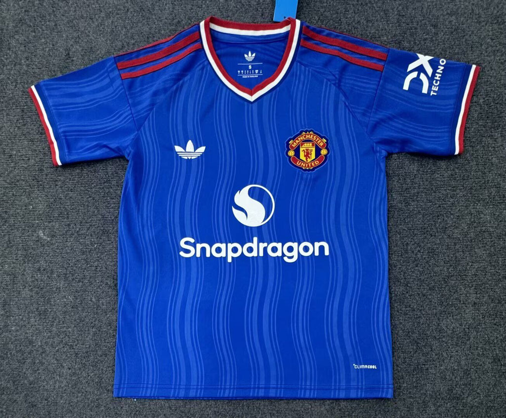 MANCHESTER UNITED 26/27 AWAY
