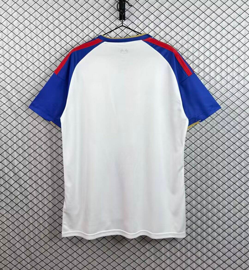 LYON HOME 26/27