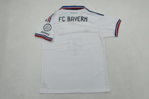 BAYERN MUNIQUE AWAY 26/27